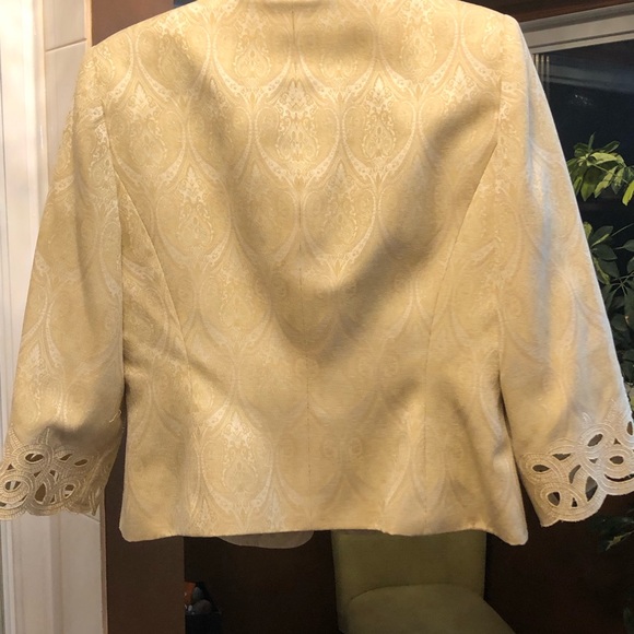 Mother of the bride/groom dress size 12p - Picture 6 of 16